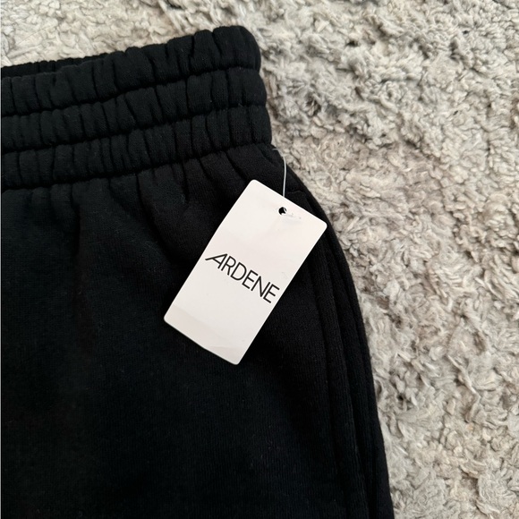 NWT Women’s Size L Ardene black sweat shorts - Picture 8 of 9